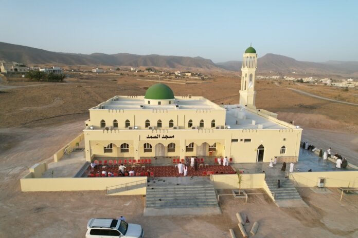 صحيفة اليوم العمانية - افتتاح مسجد الصمد بسهل خفوج في ولاية صلالة