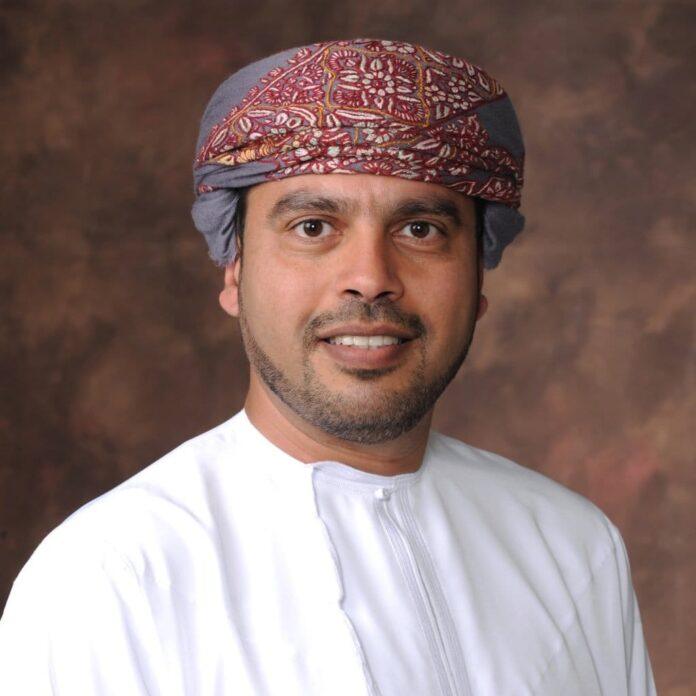 صحيفة اليوم العمانية - مدير عام الخدمات الصحية بظفار يشيد بدور الكوادر التمريضية في يوم التمريض الخليجي