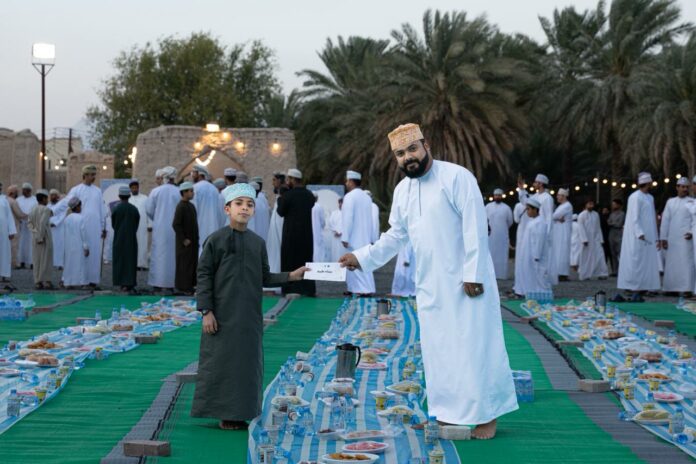 صحيفة اليوم العمانية - «نشأة طيبة» مبادرة لتعزيز القيم التربوية وبناء جيل واعٍ ببلدة الغافات بولاية بهلاء