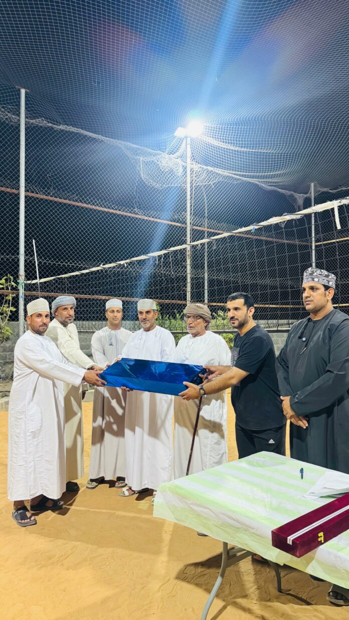 صحيفة اليوم العمانية - فريق الخضراء يتوج بطلاً لبطولة الخضراء الرمضانية للكرة الطائرة بولاية بهلاء