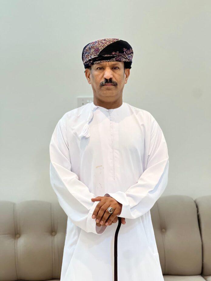 صحيفة اليوم العمانية - (تهنيات العيد من كل فن وقصيد)