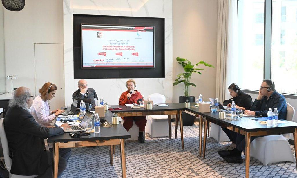 صحيفة اليوم العمانية - الهيئة الإدارية للاتحاد الدولي للصحفيين تعقد اجتماعها الختامي في مسقط برئاسة دومينيك برادلي