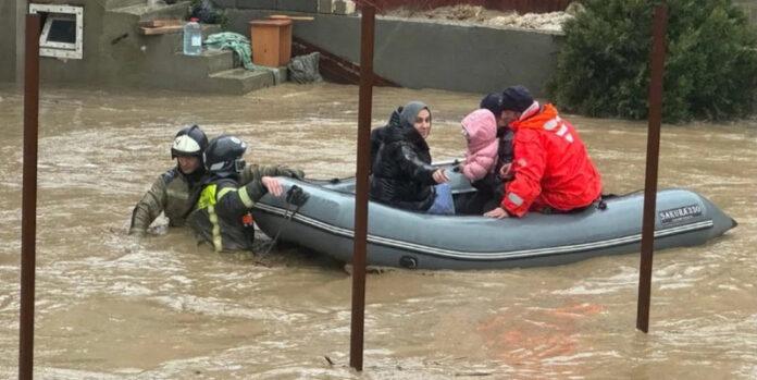 صحيفة اليوم العمانية - الفيضانات في داغستان تودي بحياة شخصين وتتسبب في نزوح الآلاف