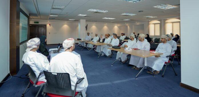 صحيفة اليوم العمانية - وزارة المالية والبنك المركزي العُماني يستعرضان الأدوات المالية الحكومية المحلية