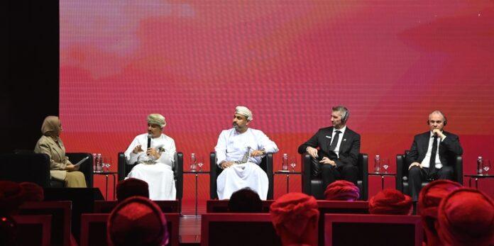 صحيفة اليوم العمانية - منظومة الطيران في سلطنة عُمان تدخل مرحلة جديدة من النمو والتوسع العالمي