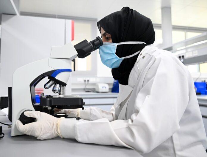 صحيفة اليوم العمانية - غدًا سلطنةُ عُمان تحتفي بيوم المختبرات الطبية وتؤكد على دورها المحوري في المنظومة الصحيّة