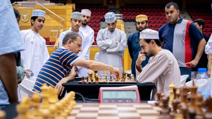 صحيفة اليوم العمانية - الشطرنج.. عالمٌ لا ينتهي يقود اللاعب حمود البوسعيدي إلى إنجازات محلية ودولية