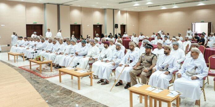 صحيفة اليوم العمانية - بدءُ أعمال ندوة بيئية لمناقشة إدارة محمية أشجار الغاف بجنوب الشرقية