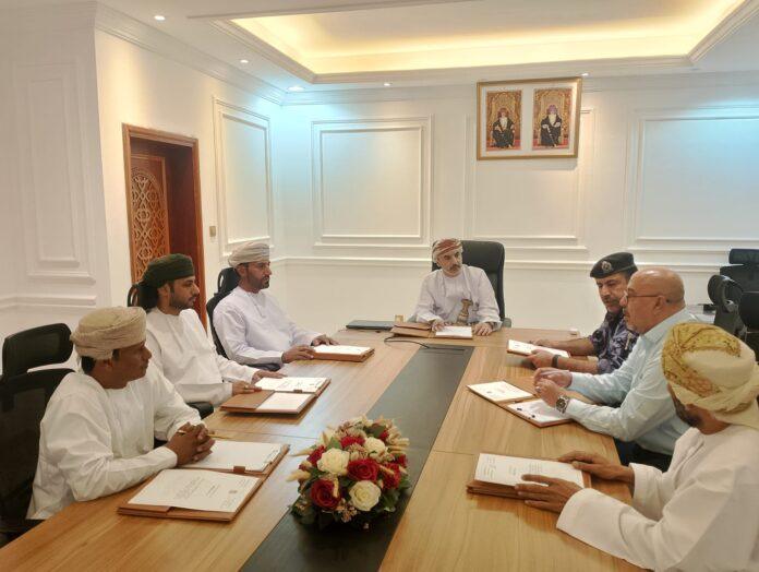 صحيفة اليوم العمانية - والي طاقة يجتمع باللجنة الصحية الأول لهذا العام